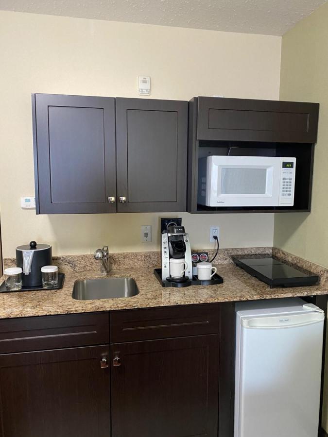 Best Western Plus Red Deer Inn & Suite Eksteriør billede