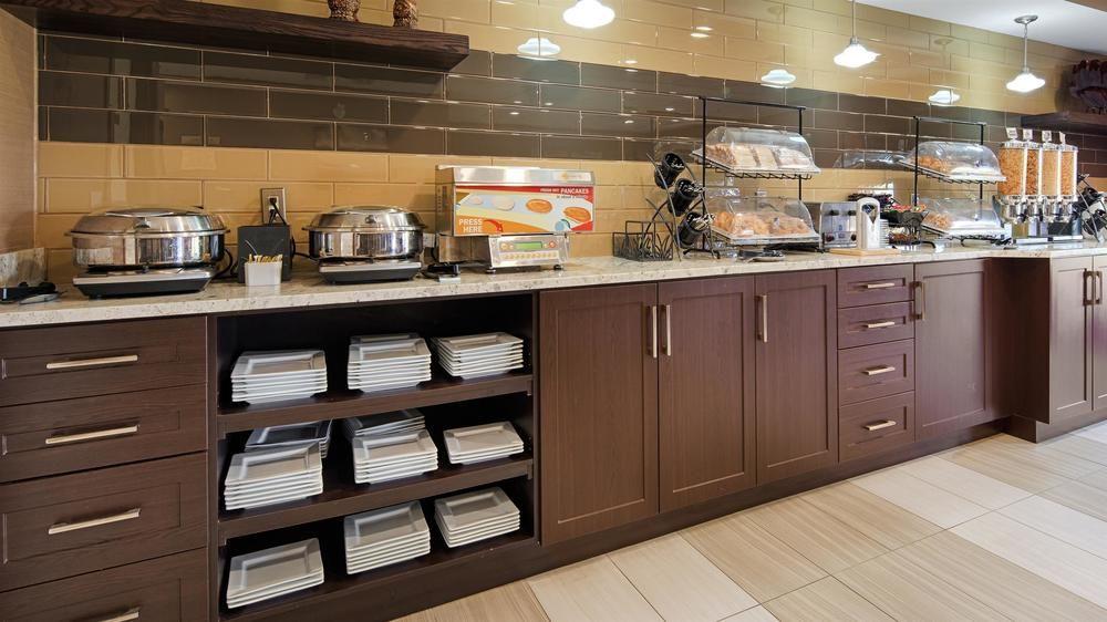 Best Western Plus Red Deer Inn & Suite Eksteriør billede