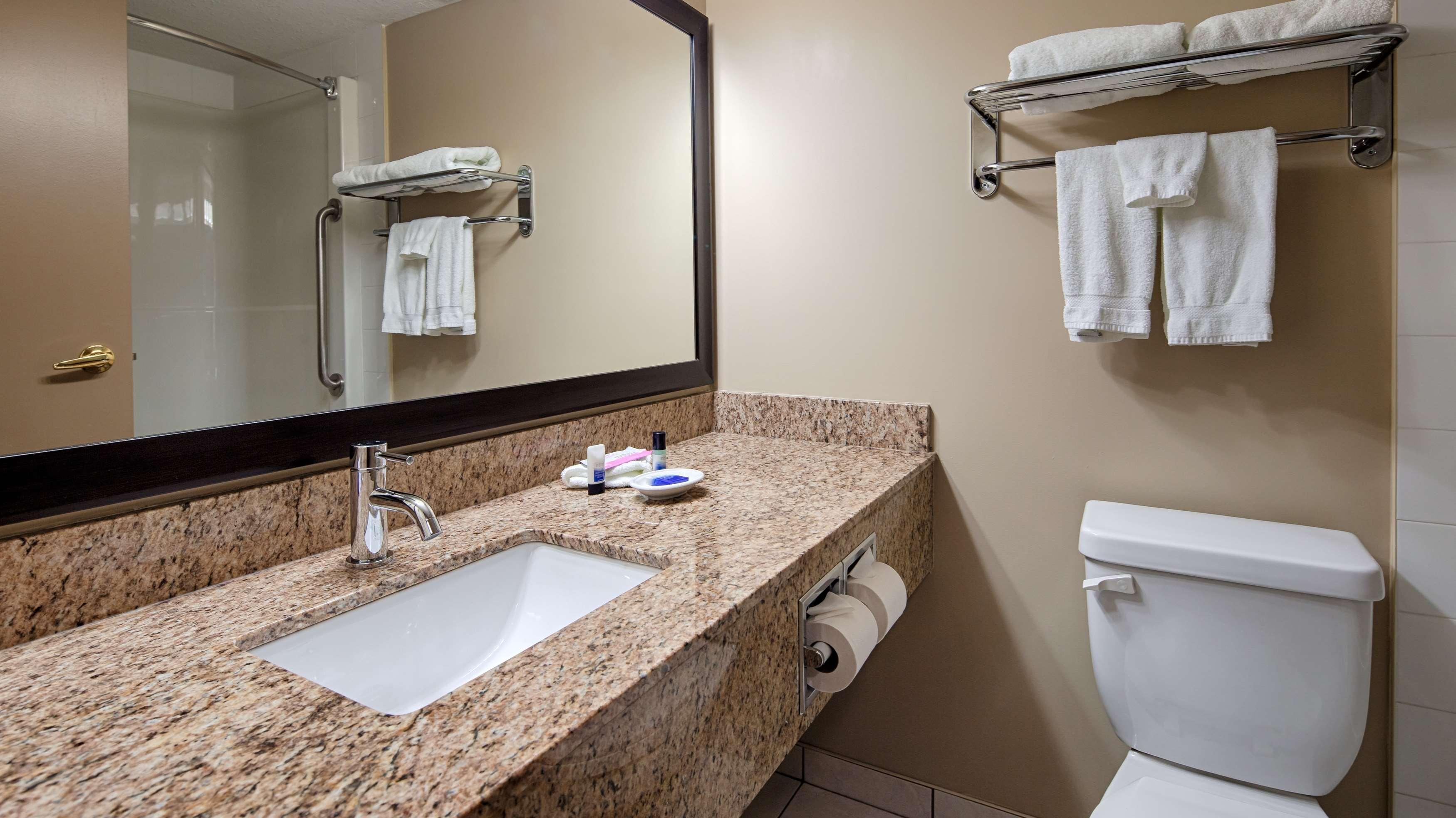 Best Western Plus Red Deer Inn & Suite Eksteriør billede