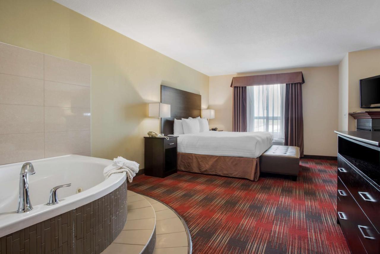 Best Western Plus Red Deer Inn & Suite Eksteriør billede