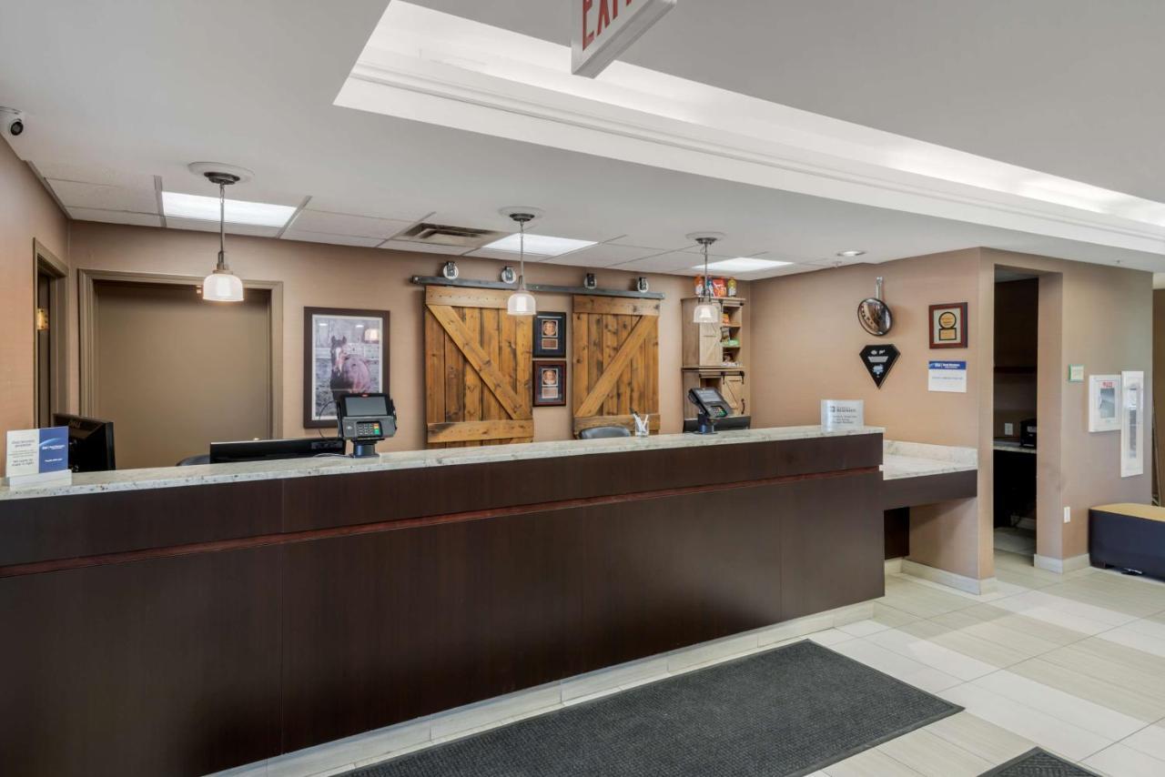 Best Western Plus Red Deer Inn & Suite Eksteriør billede